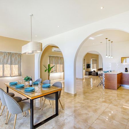 Spacious, Bright, Valley & Sea View Maisonette Xagħra Buitenkant foto