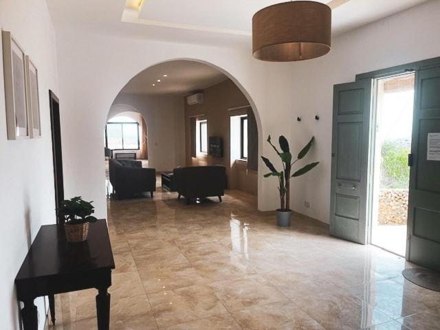 Spacious, Bright, Valley & Sea View Maisonette Xagħra Buitenkant foto