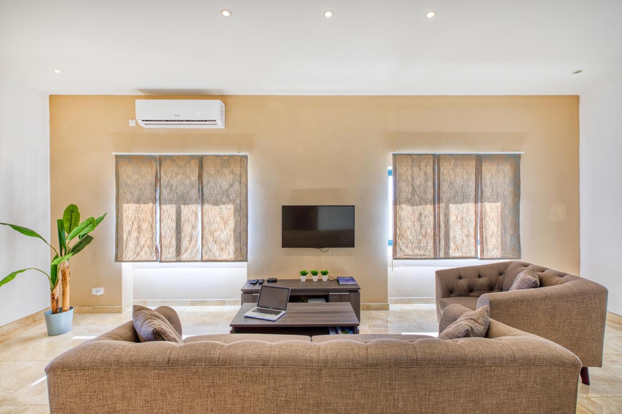 Spacious, Bright, Valley & Sea View Maisonette Xagħra Buitenkant foto