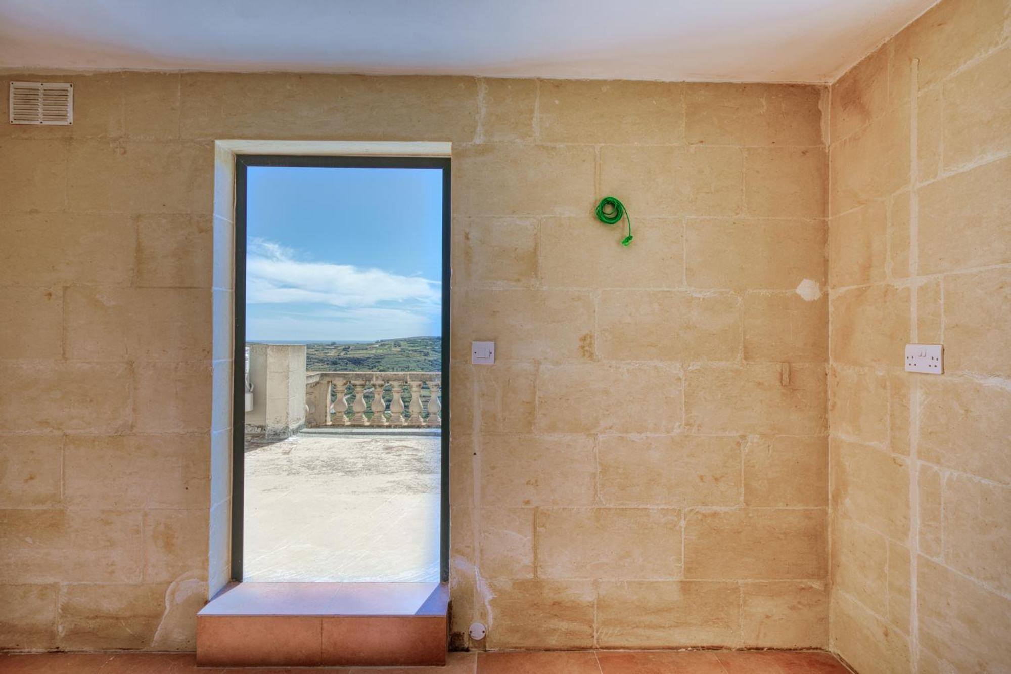 Spacious, Bright, Valley & Sea View Maisonette Xagħra Buitenkant foto