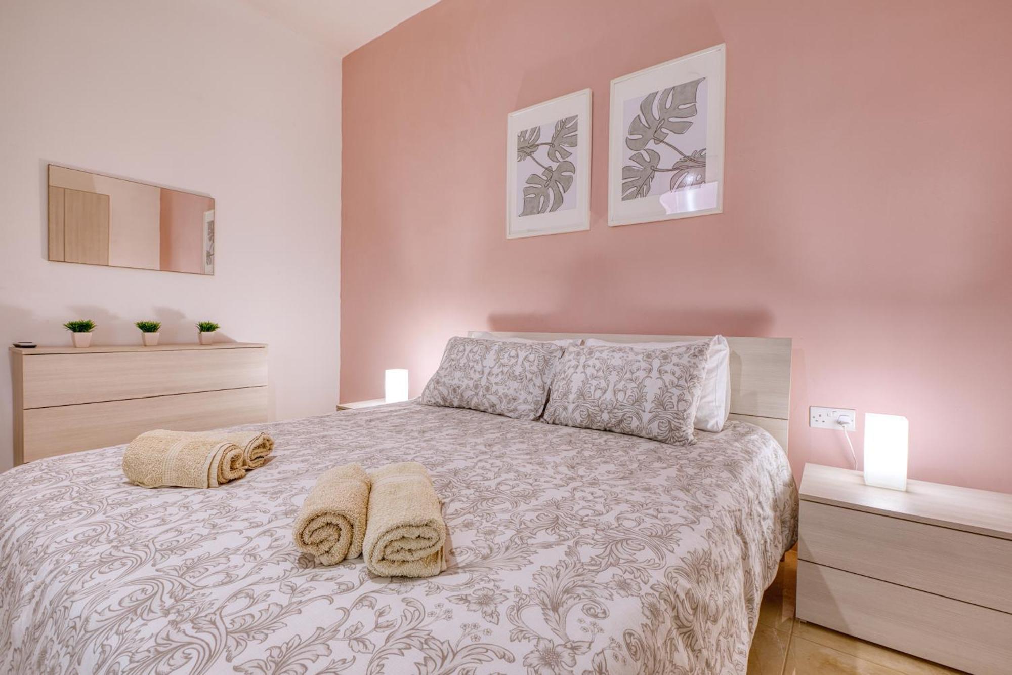 Spacious, Bright, Valley & Sea View Maisonette Xagħra Buitenkant foto